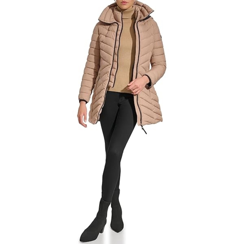 NWT Bernardo XXL Tan and Black Long Puffer Jacket